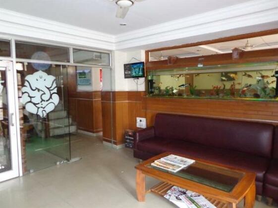 Neelam Hotel - Photo2