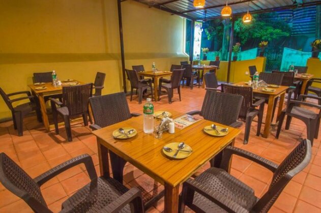 Baga Seaside Inn - Photo3