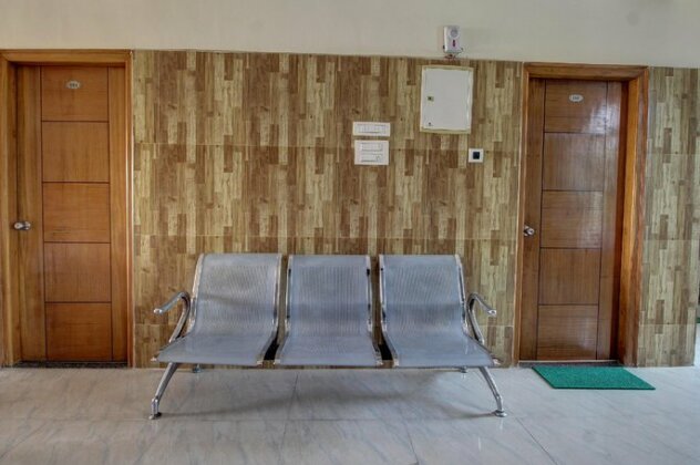 SPOT ON 41457 Mayura Residency Lodging SPOT - Photo3