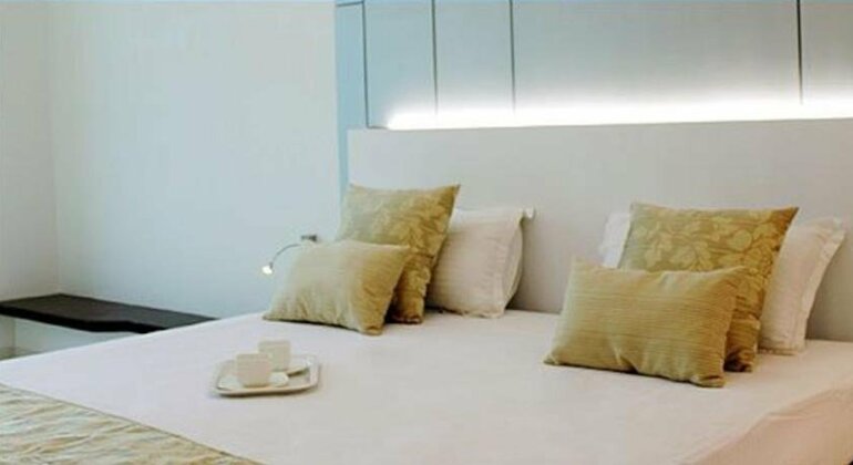 Airport Summit Hotel And Spa - Photo5