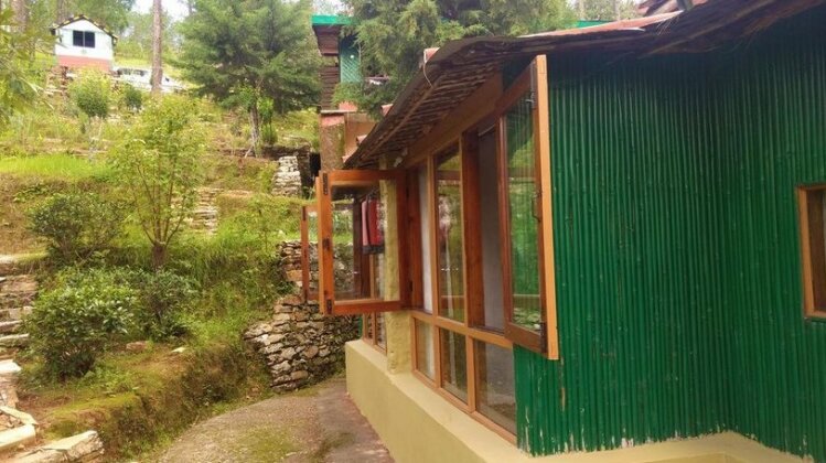 Chestnut Grove Himalayan Lodge