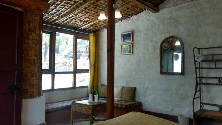 Chestnut Grove Himalayan Lodge - Photo5