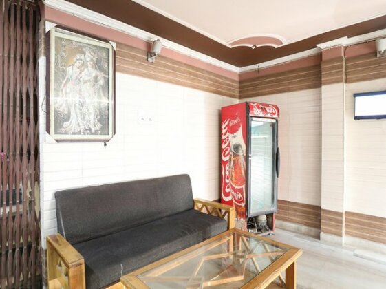 SPOT ON 41870 Hotel Rajmahal - Photo2