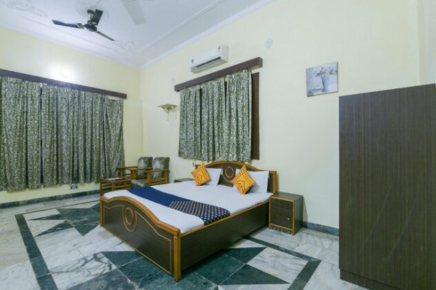 SPOT ON 63800 Hotel Anushka - Photo5