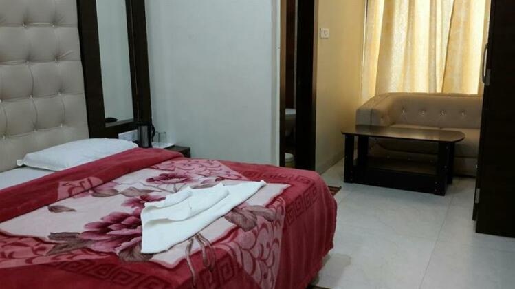 Hotel Gulmohar Inn - Photo4