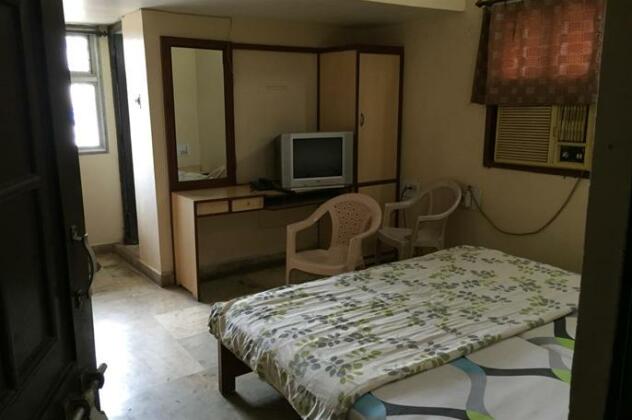 Hotel Hirawat - Photo2
