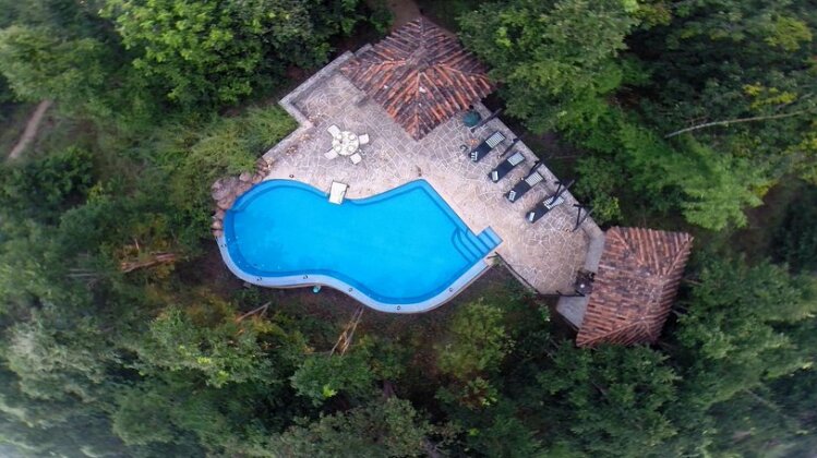 Kanha Earth Lodge - Photo2