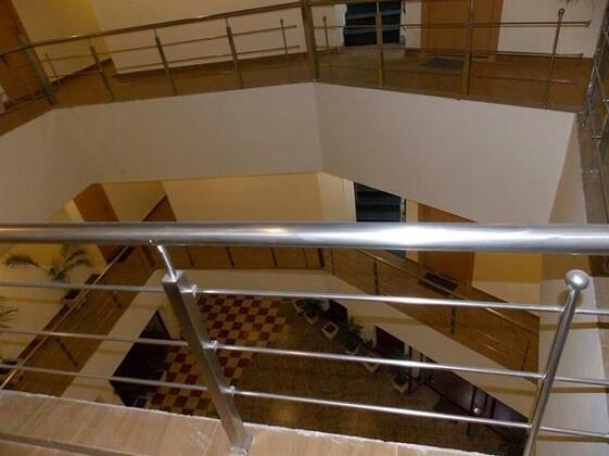 STARiHOTELS Balrampur - Photo4