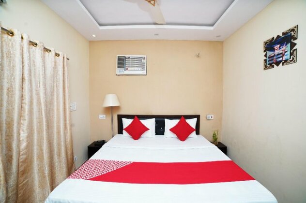 OYO 41972 Hotel City Center Banbasa - Photo5