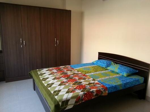 2 Bhk Apartment In Central Location - Photo2