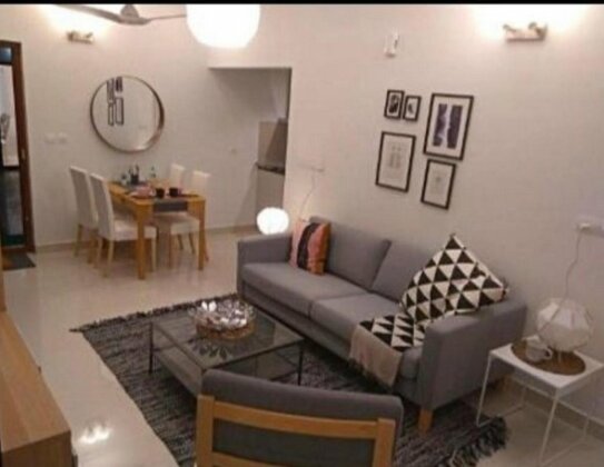 Amazing 2bhk Home 200 mtrs to Metro and Majestic - Photo2