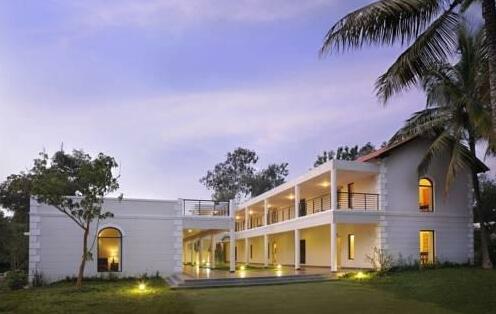 Embassy International Homestay