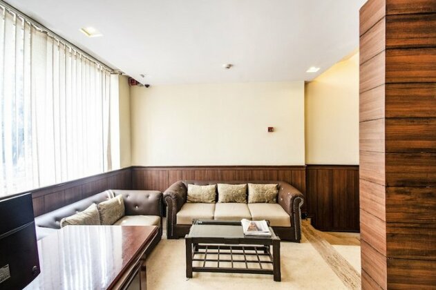 FabHotel Oriental Suites MG Road - Photo5