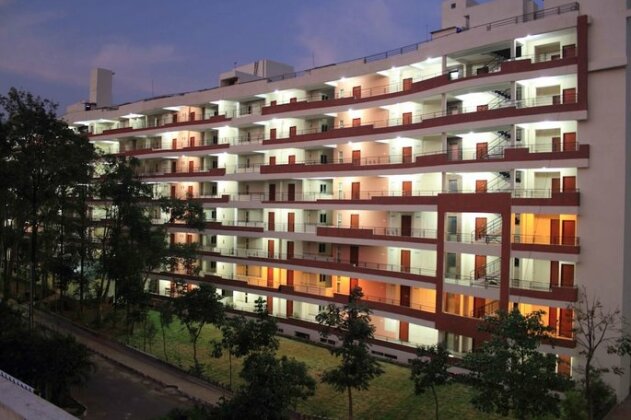 Gardeenia Comfortes Suites - Photo2