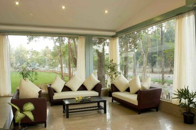 Gardeenia Comfortes Suites - Photo3