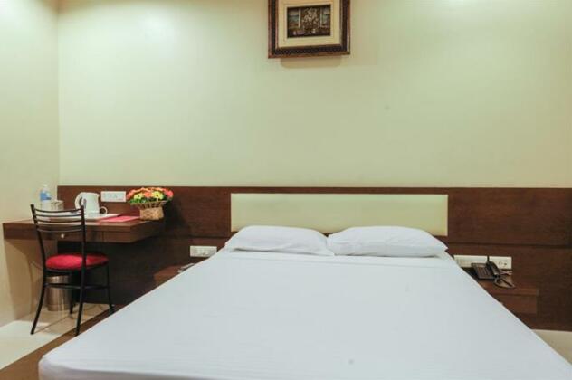 Grand Continent Hotel - Photo4