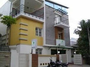 Green Paradise Serviced Apartment