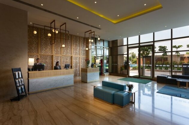 Holiday Inn Express & Suites Bengaluru Racecourse - Photo4