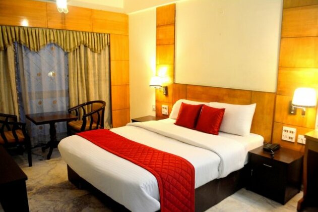 Hotel City Centaur Bangalore - Photo2
