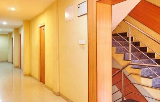 Hotel Navya Residency - Photo5