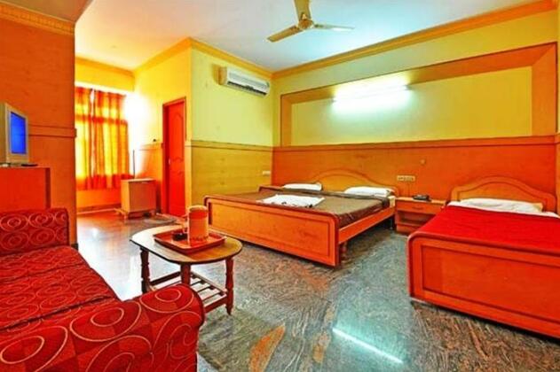 Hotel Sabharwal Viceroy - Photo2