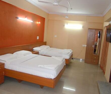 Hotel Surya Residency Majestic - Photo5