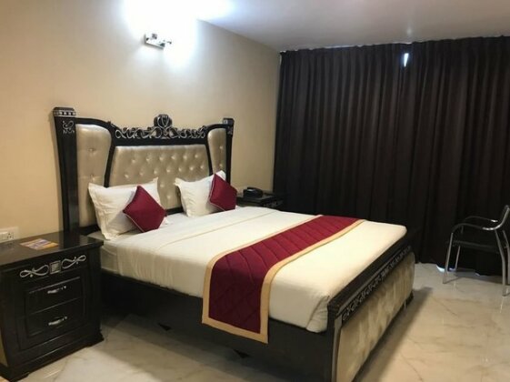 Nest Inn Hotel - Photo4