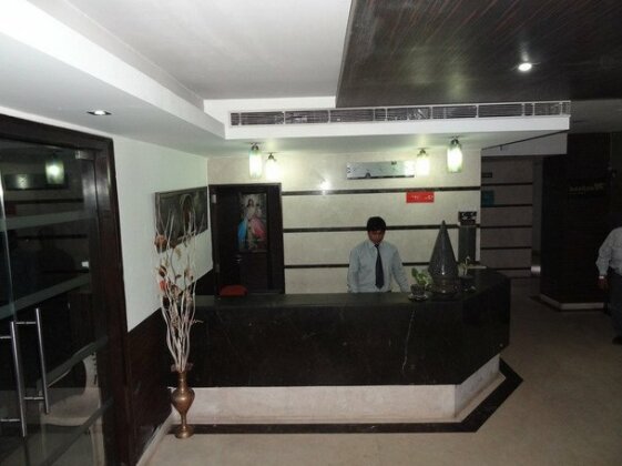 Octave Hotel - Double Road - Photo2