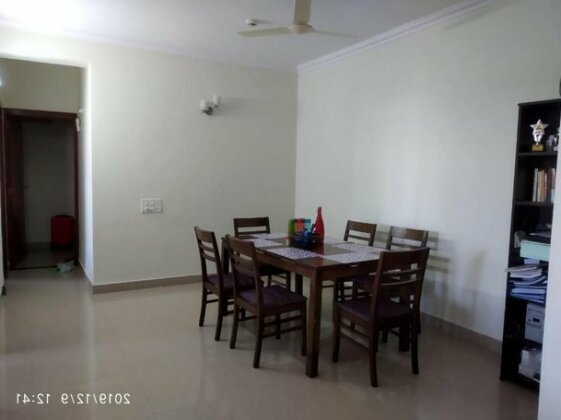 Olive Room - Photo5