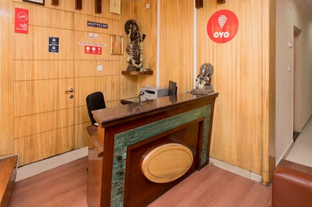 OYO 10293 Rajmahal Comforts - Photo5