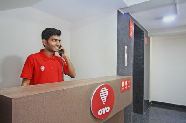 OYO 10379 Hotel Varcity Sapphire - Photo4