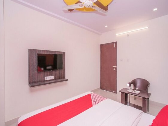 OYO 13594 Mathrushree Residency - Photo5
