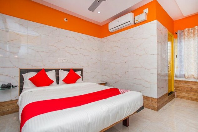 OYO 24374 Hotel Dwaraka - Photo2