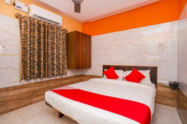 OYO 24374 Hotel Dwaraka - Photo5
