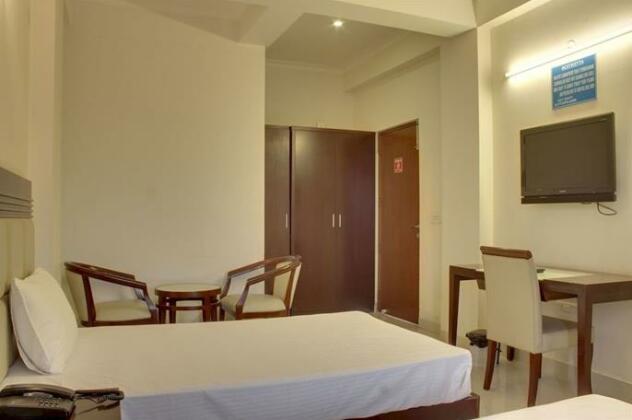 OYO 332 Hotel Melody Inn Bangalore - Photo2
