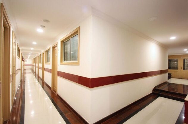 OYO 4645 Span Suites - Photo2