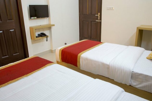 OYO 9252 SLN Homes - Photo3