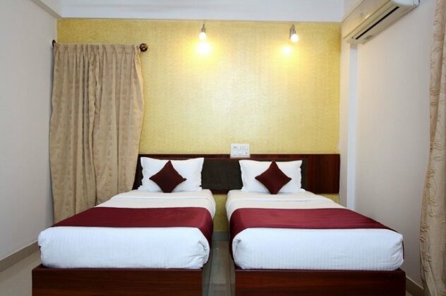 OYO 9959 Hotel Varcity Ruby - Photo5