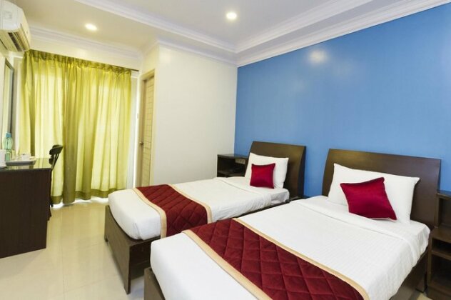 OYO Premium IISC New Bel Road - Photo2