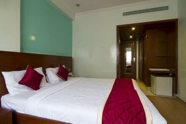 OYO Rooms Indiranagar 210 - Photo3