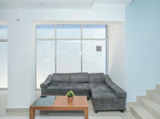 Paris Residency - Photo4