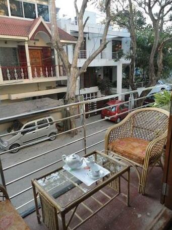 Premium Serviced Apartments - Photo2