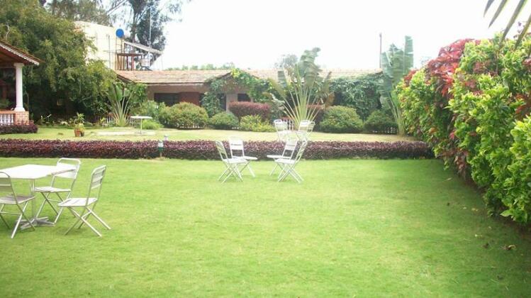Radiant Resort - Photo2