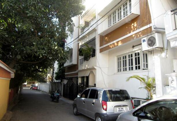 Richmond Suites Bangalore - Photo2