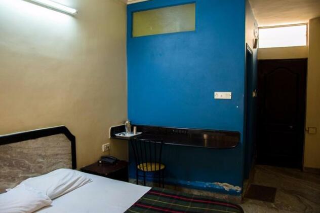 Royal Regency Lodge - Photo4