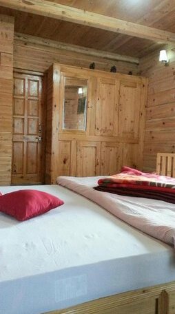 Ishan Log Huts Bahu - Photo2