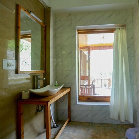 Wilderness Home Jibhi - Photo3