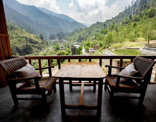 Wilderness Home Jibhi - Photo4