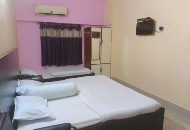 SPOT ON 36539 Hotel Priyadarshini