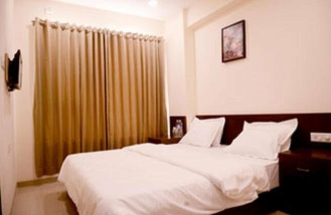 Malhar Grand - Photo4